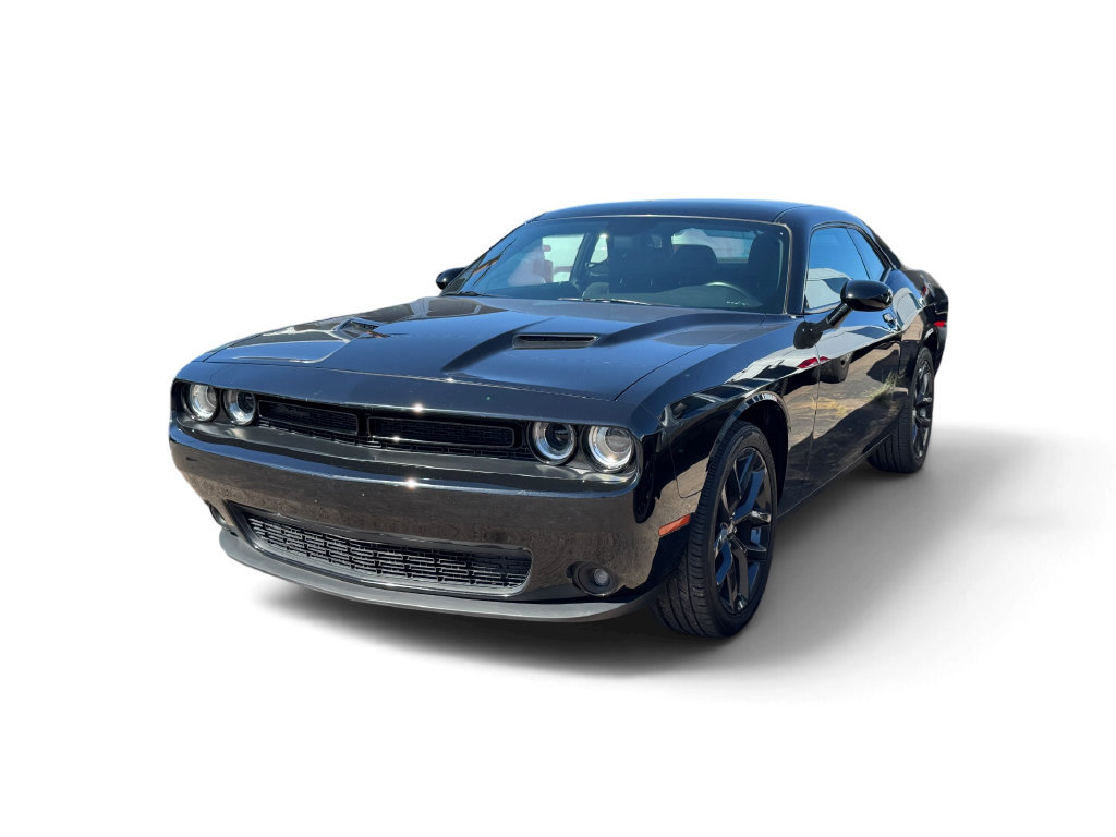Used 2021 Dodge Challenger SXT w/ Blacktop Package RWD image 3