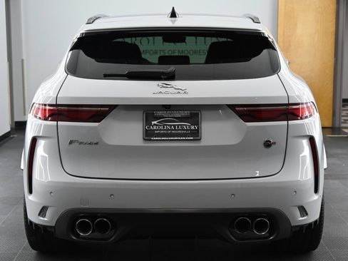 Used 2021 Jaguar F-PACE SVR AWD/4WD image 3