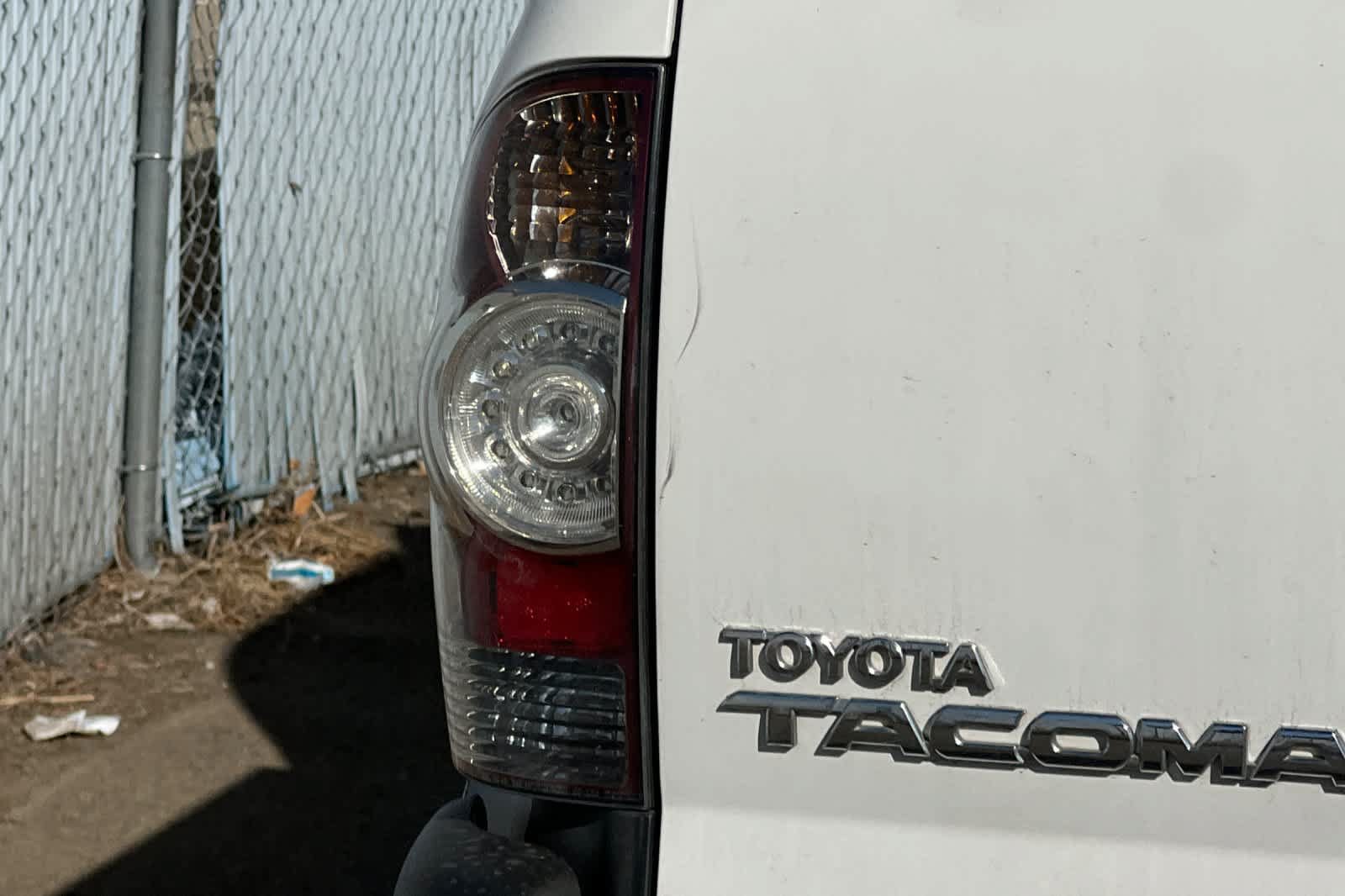 Used 2011 Toyota Tacoma PreRunner w/ SR5 Pkg #2 RWD image 23