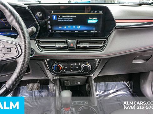 Used 2024 Chevrolet TrailBlazer RS image 39