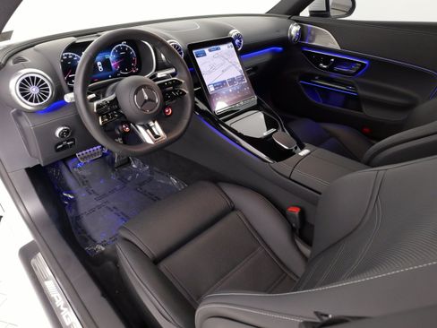 Used 2025 Mercedes-Benz AMG GT 63 image 27