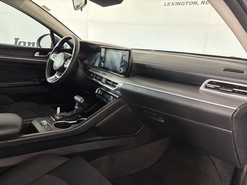 Used 2023 Kia K5 LXS image 28