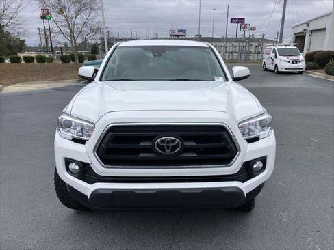 Certified 2023 Toyota Tacoma SR5 image 8