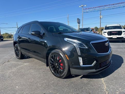 Certified 2022 Cadillac XT5 Sportv w/ LPO, ONYX Package image 11