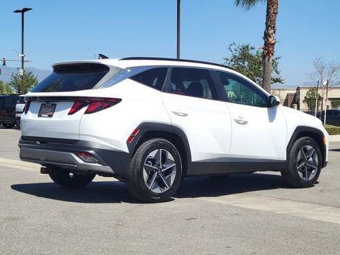 New 2026 Hyundai Tucson SEL Plus w/ Tow & Go Package FWD image 4