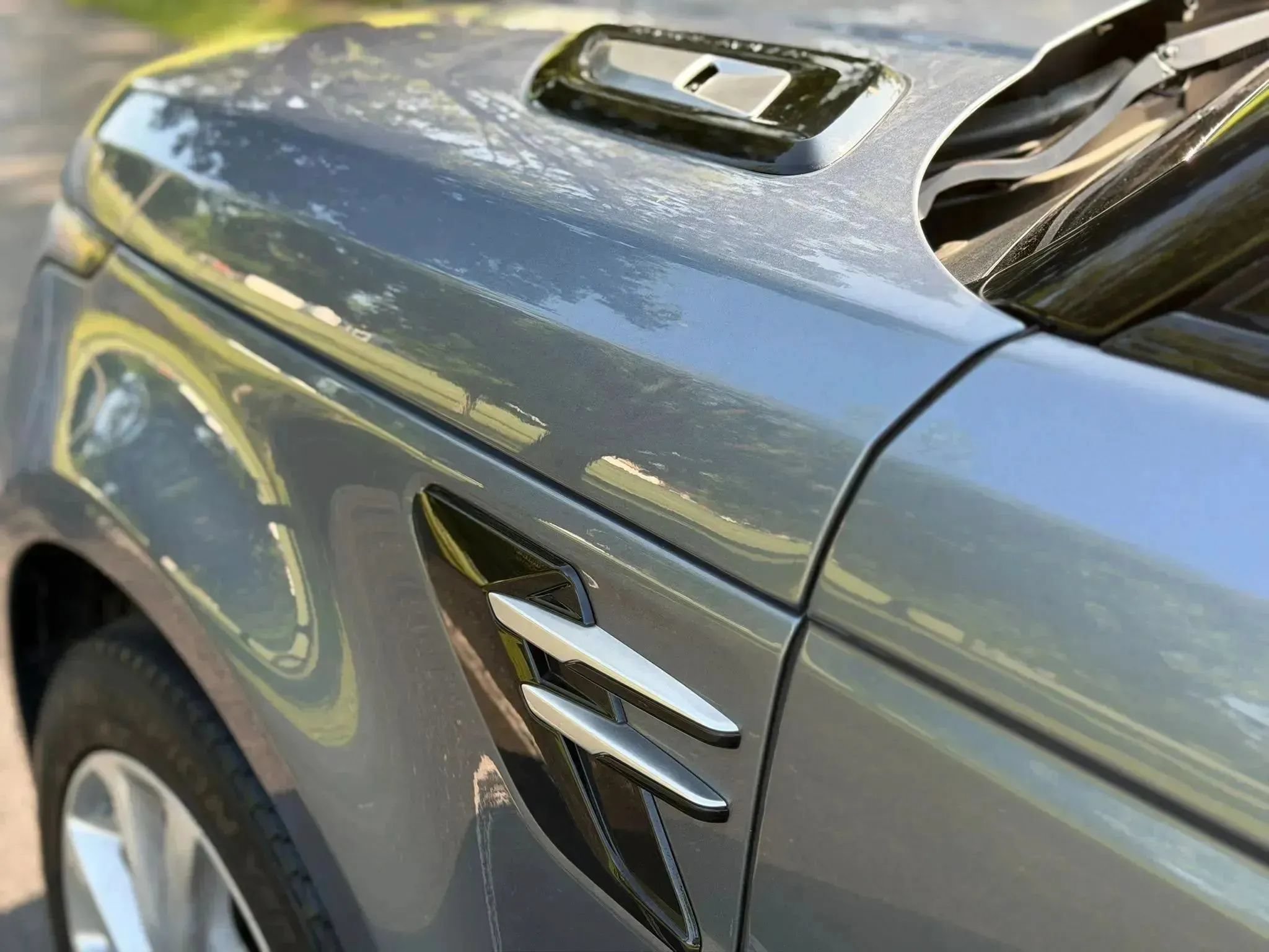 Used 2019 Land Rover Range Rover Sport HSE AWD/4WD image 10