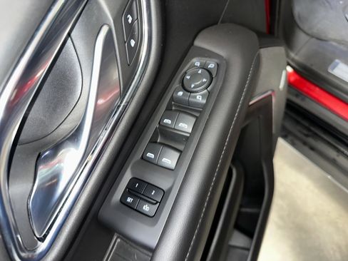 Certified 2022 Chevrolet Tahoe LT w/ LT Signature Package image 9