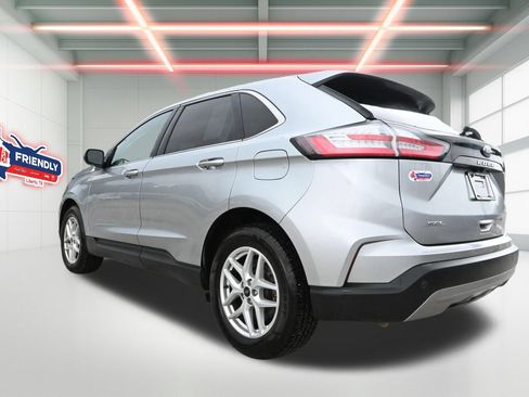 Used 2024 Ford Edge SEL AWD/4WD image 2