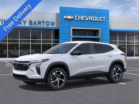 New 2026 Chevrolet Trax RS w/ Driver Confidence Package FWD image 2