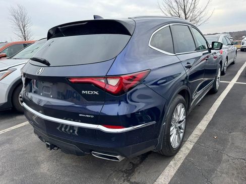 Used 2023 Acura MDX SH-AWD w/ Advance Package image 2