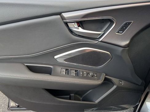 New 2026 Acura RDX SH-AWD image 13