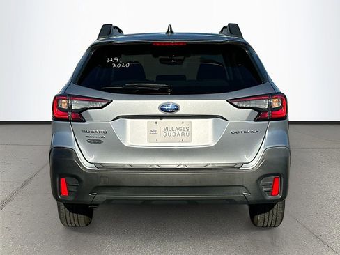 Used 2020 Subaru Outback Premium image 6