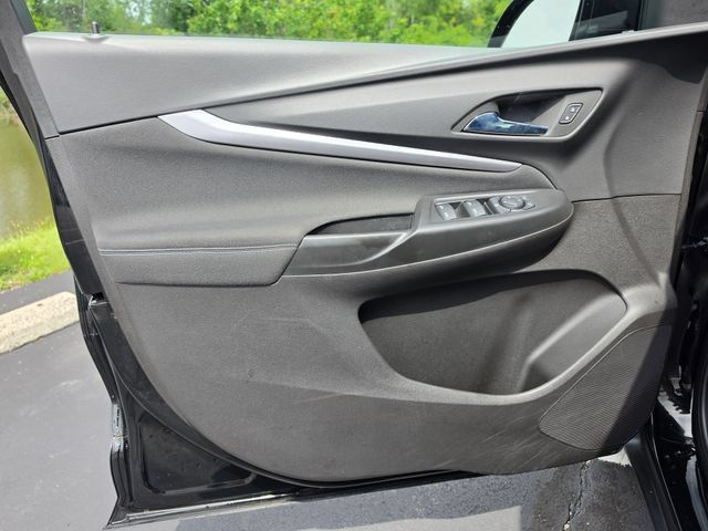 Used 2023 Chevrolet Bolt EUV LT FWD image 19