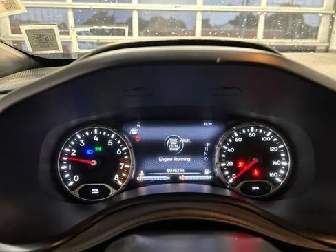 Used 2021 Jeep Renegade Latitude AWD/4WD image 22