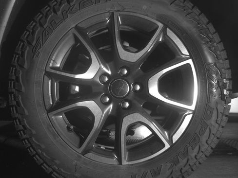 Used 2025 Jeep Compass Trailhawk image 14