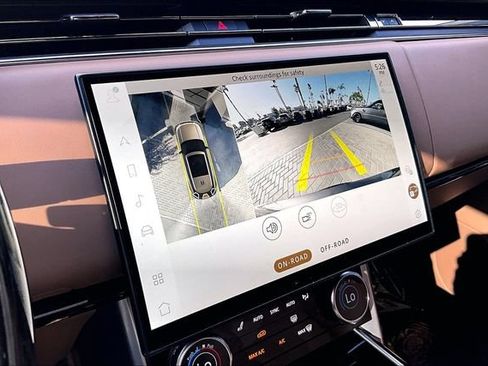 Certified 2023 Land Rover Range Rover Long Wheelbase Autobiography AWD/4WD image 21