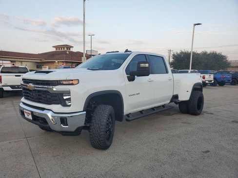 New 2026 Chevrolet Silverado 3500 LT w/ Safety Package image 3