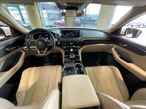 Certified 2024 Acura MDX SH-AWD w/ Advance Package image 9