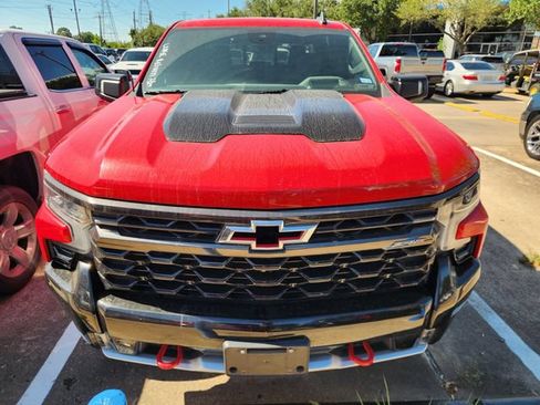 Used 2023 Chevrolet Silverado 1500 ZR2 w/ Technology Package AWD/4WD image 2