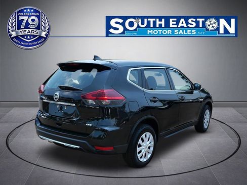 Used 2019 Nissan Rogue S AWD/4WD image 6