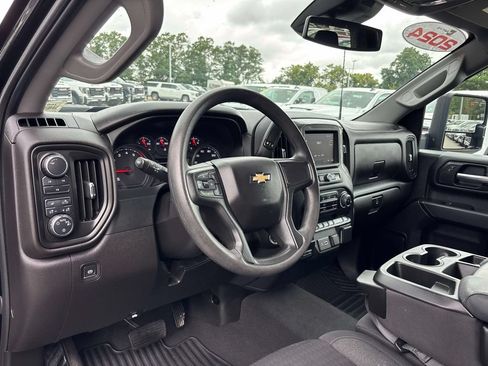 Used 2024 Chevrolet Silverado 2500 Custom w/ Custom Value Package AWD/4WD image 15