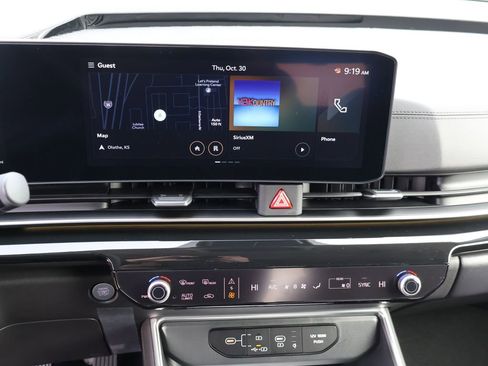 New 2026 Kia Carnival SX Prestige FWD image 27