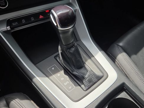 Used 2022 Audi Q3 2.0T Premium w/ Convenience Package AWD/4WD image 21