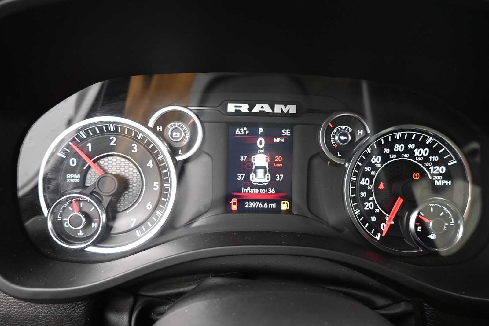 Used 2024 RAM 1500 Tradesman AWD/4WD image 7