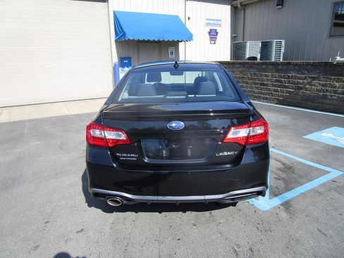 Used 2019 Subaru Legacy 2.5i Sport image 4