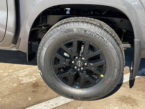 New 2026 Nissan Frontier SV image 12