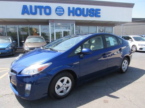 Used 2010 Toyota Prius Five FWD image 1