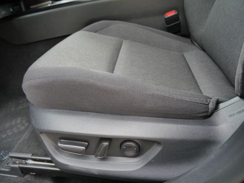 Used 2025 Toyota Camry LE w/ Convenience Package FWD image 21