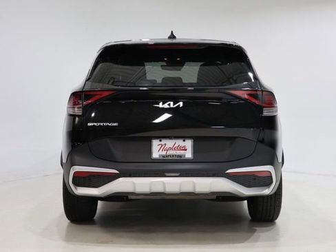Used 2023 Kia Sportage EX image 7