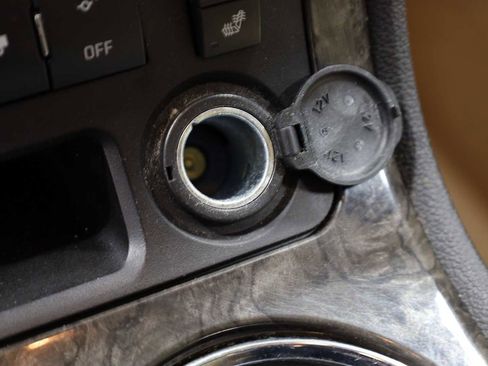 Used 2012 GMC Acadia Denali image 31