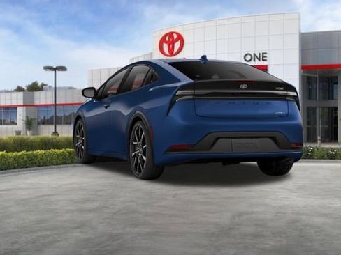 New 2026 Toyota Prius Plug-In Hybrid FWD image 27