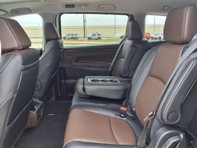 New 2027 Honda Odyssey Elite image 10