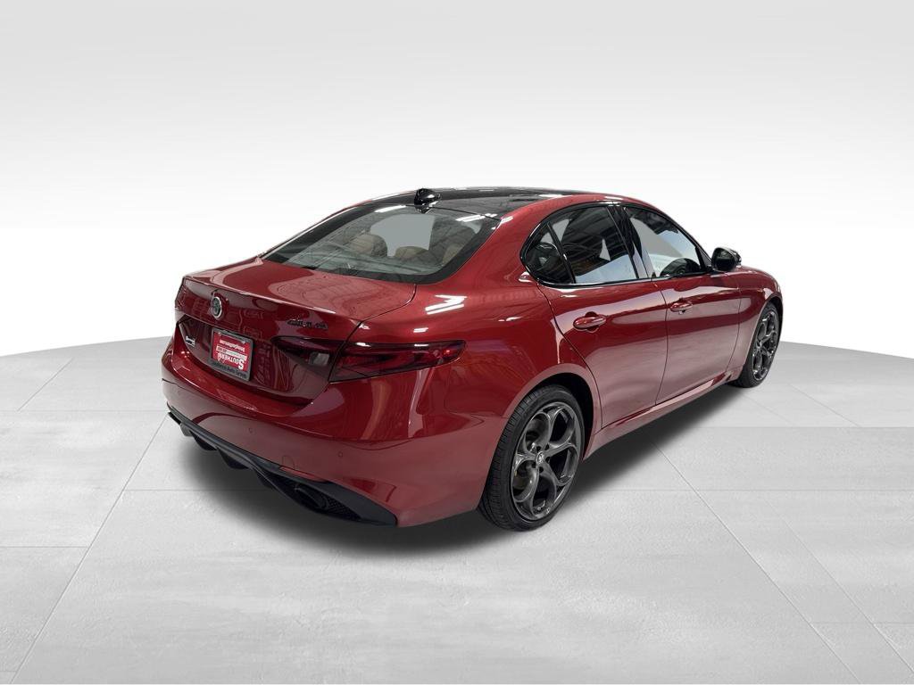 Used 2021 Alfa Romeo Giulia Ti Sport AWD/4WD image 9