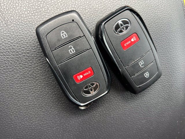 Certified 2026 Toyota 4Runner TRD Off-Road AWD/4WD image 27