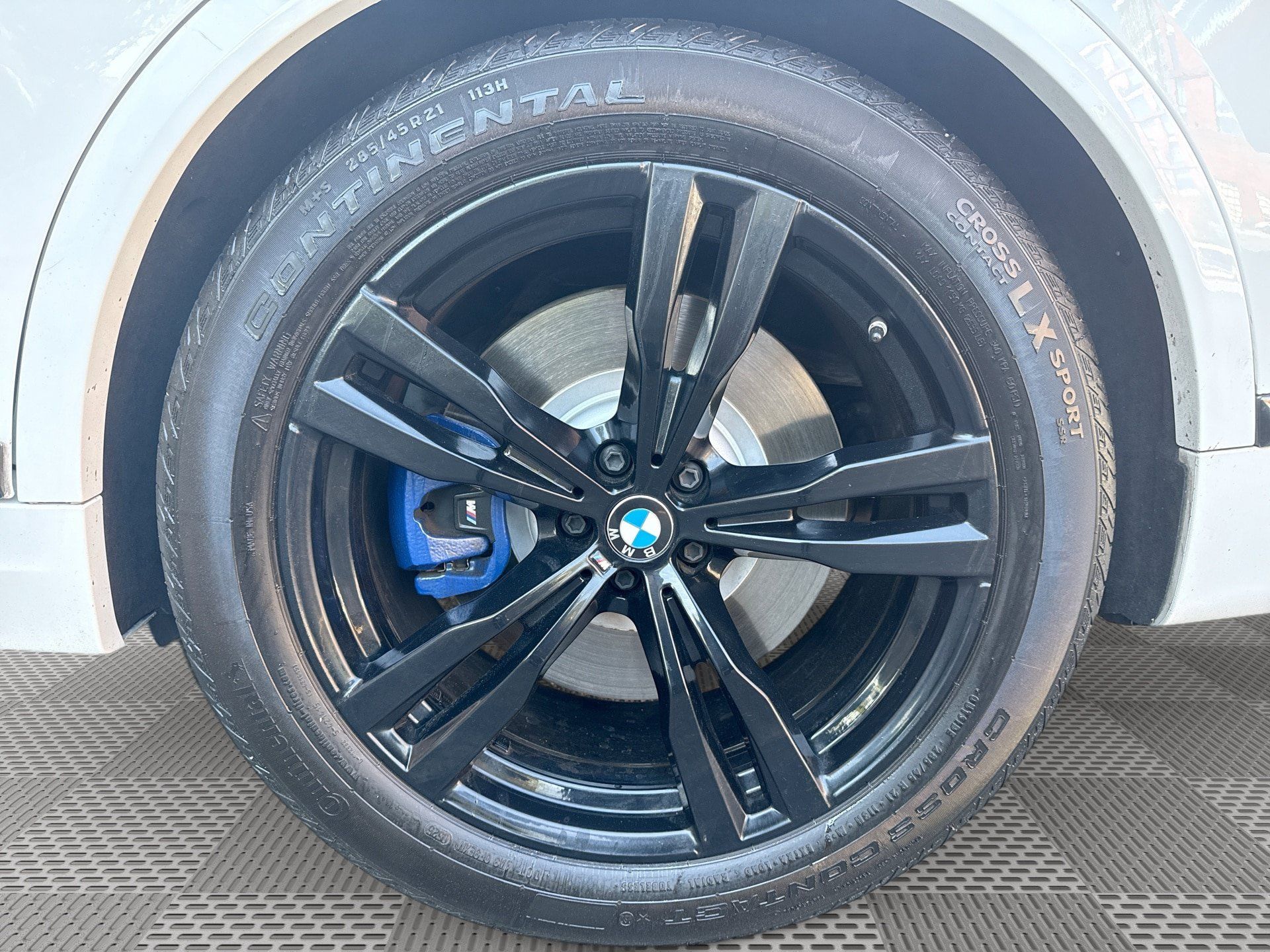 Used 2020 BMW X7 M50i AWD/4WD image 29