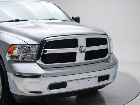 Used 2024 RAM 1500 Classic SLT image 10