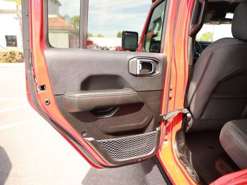 Used 2025 Jeep Wrangler Sahara 4xe image 37