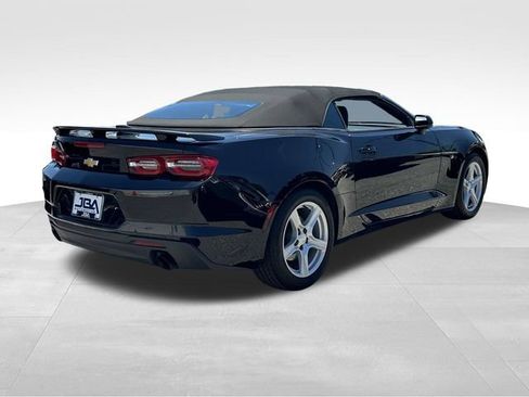 Certified 2024 Chevrolet Camaro LT RWD image 28