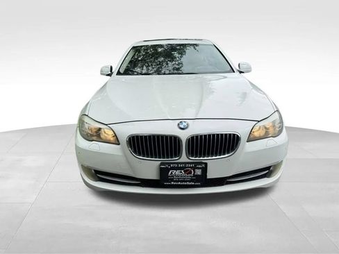 Used 2011 BMW 528i Sedan RWD image 11