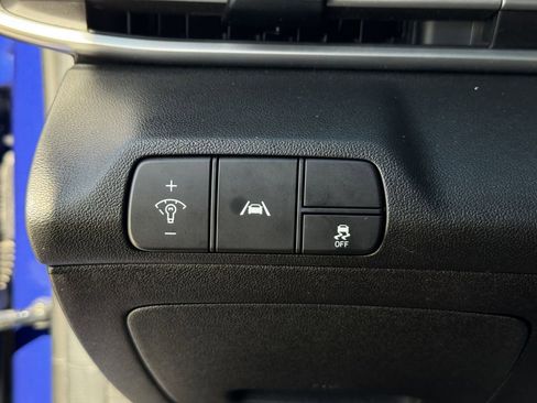 Used 2023 Hyundai Elantra SEL FWD image 22