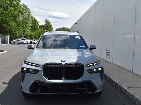 Certified 2024 BMW X7 xDrive40i w/ Executive Package AWD/4WD image 3