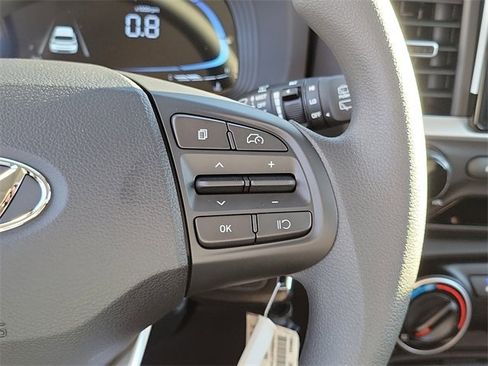 New 2026 Hyundai Venue SE image 6