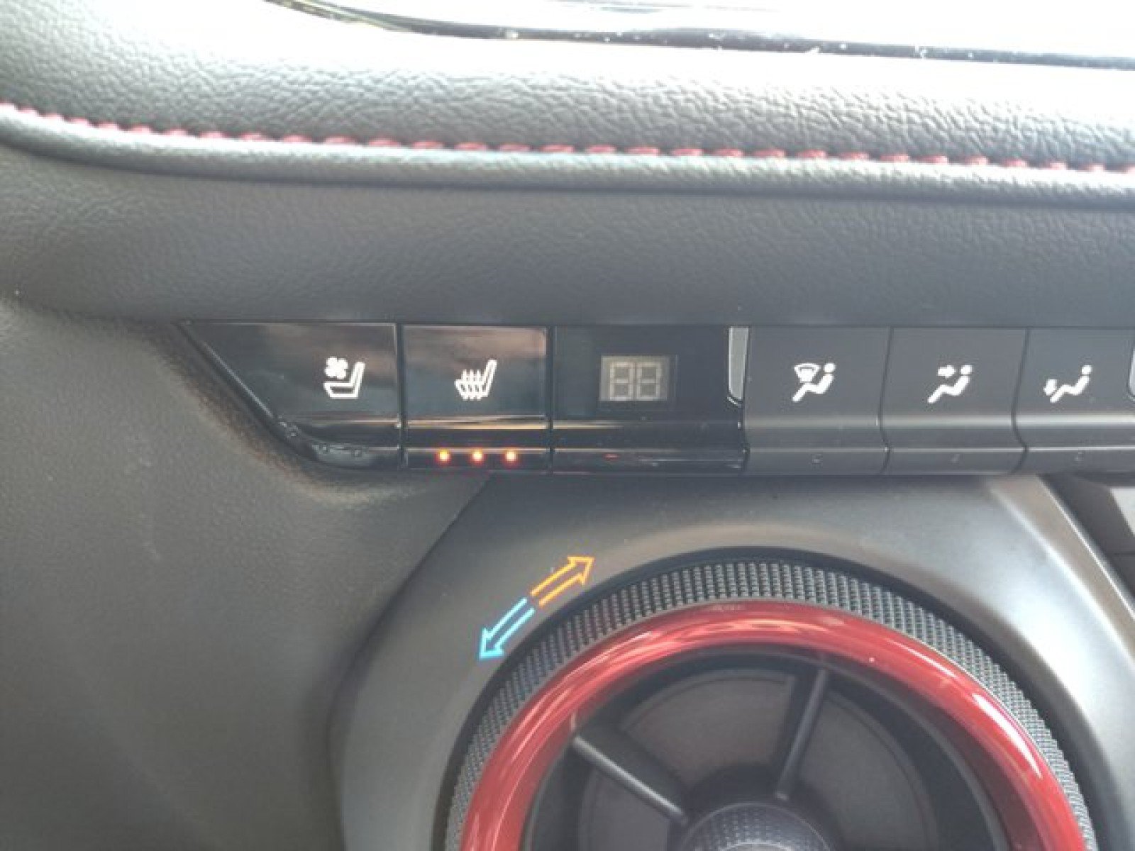 Used 2022 Chevrolet Blazer RS w/ Enhanced Convenience Package AWD/4WD image 26