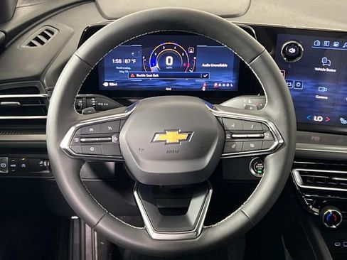 New 2026 Chevrolet Traverse LT w/ Driver Confidence Package FWD image 14