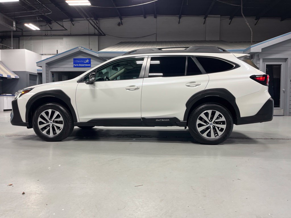 Certified 2024 Subaru Outback Premium AWD/4WD image 6