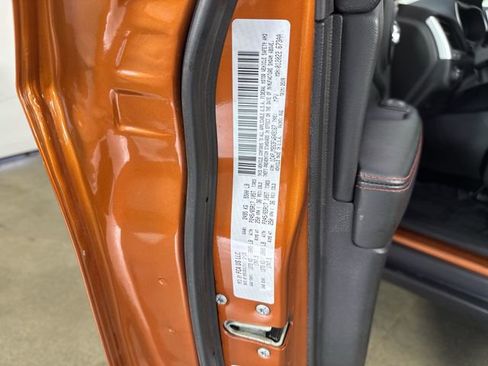 Used 2015 Jeep Cherokee Trailhawk w/ Cold Weather Group AWD/4WD image 36